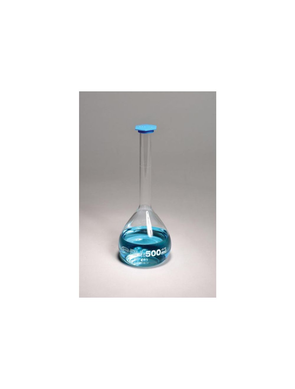 100mL Volumetric Flask, Class B with Snap Cap – Pack of 12 | United Scientific®