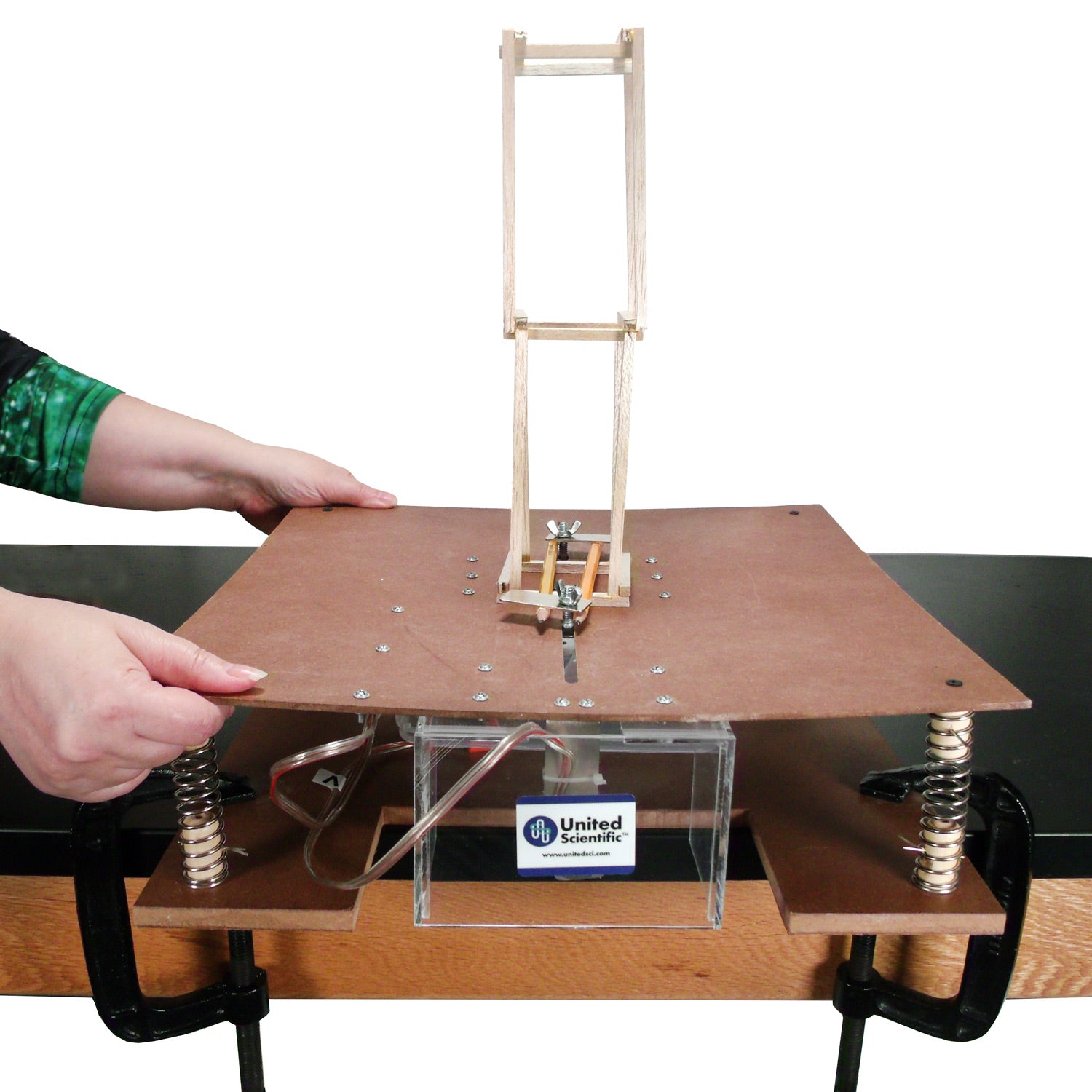 United Scientific® Earthquake Shake Table – Structural Engineering & Seismic Simulation Lab Apparatus for Classroom Demonstrations