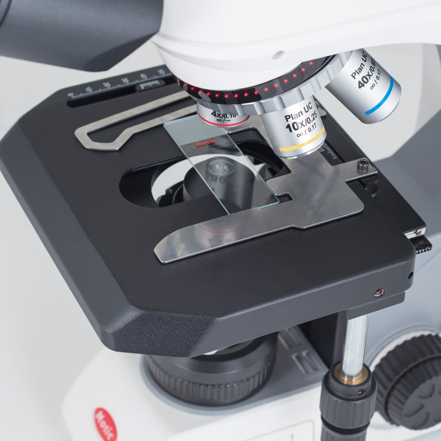 Motic Panthera C2 Series Microscopes – Binocular & Trinocular Models with CCIS® Optical System, UC Plan Achromatic Objectives, and LED/Halogen Smart Illumination